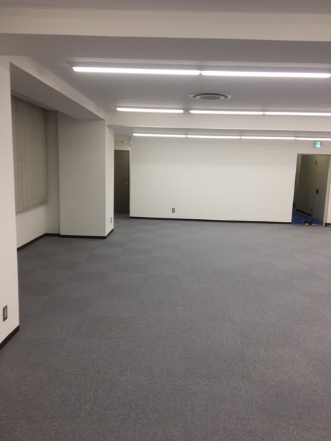西新宿の賃貸オフィスー内装工事前｜室内3